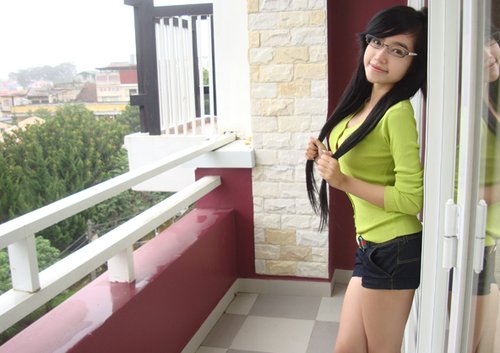 来自草根选秀的游戏女神 传越南妞将来中国