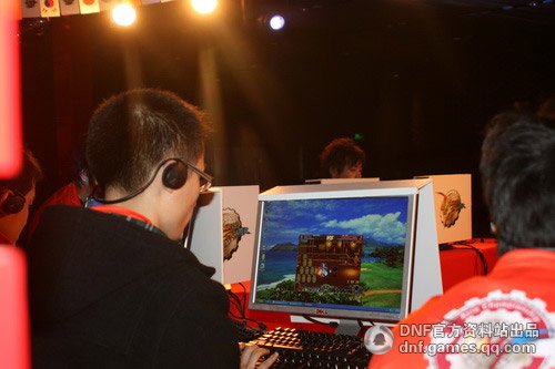 地下城与勇士亚洲争霸赛赛前训练画面