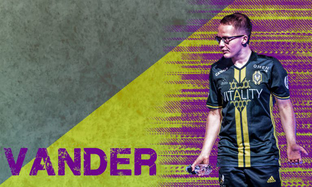 VIT险胜NIP VandeR堪称中流砥柱