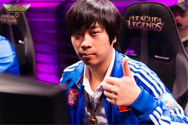 揭秘电竞千万富翁：超年轻 大多低学历