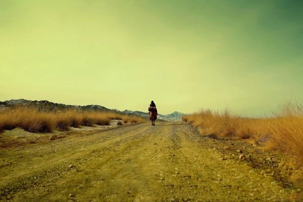 《鬼吹灯之九层妖塔》全新海报 曝光三大怪兽