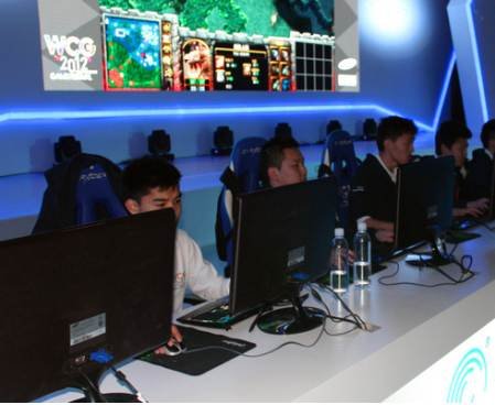 Ӹ߶˵——̸羺δǰ