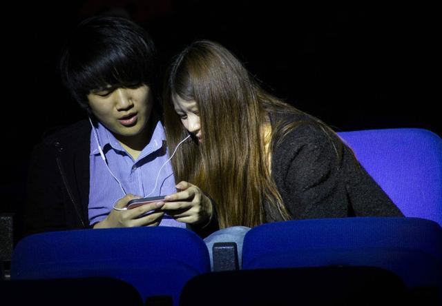 美女解说苏小妍:第一AD微笑成功背后的女人_游戏_一生一世