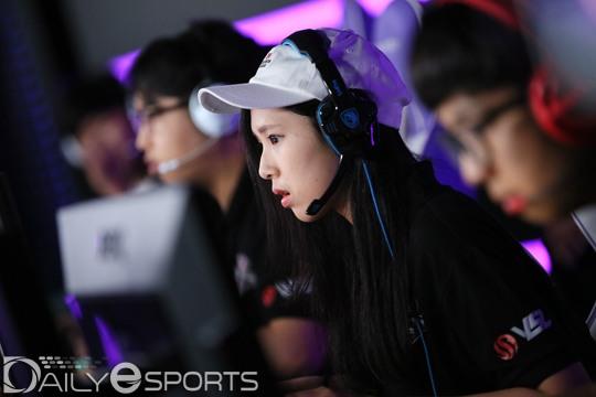 满满正能量:韩CS美女选手鼓励女玩家参与电竞