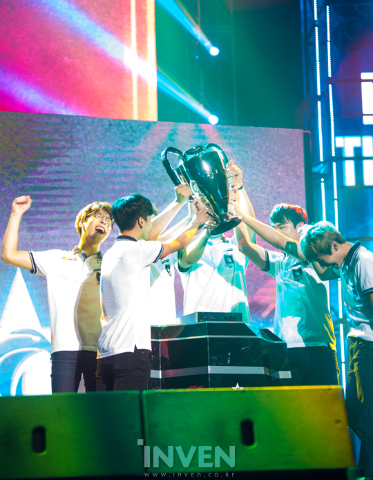 LCK�ļ��������Ļ ROX Tigers��SKT�ٶȹ���S6