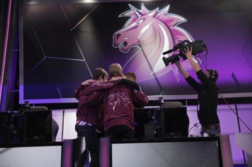 LOLŷ��ѡ�֣��һ򽫳�ΪS6��ǿ