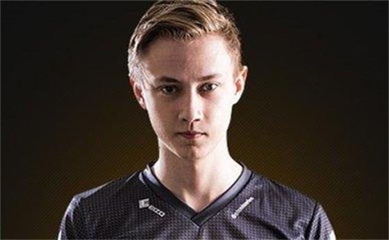 水友评LOL十大天才选手排名 Faker仅第八