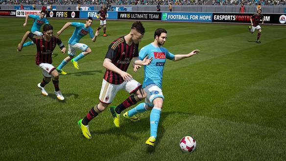 《FIFA 16》IGN评分出炉!痛失领跑者地位