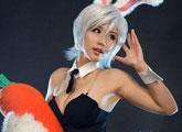 教练我想当萝卜 螺旋猫LOL瑞雯兔女郎Cos放出