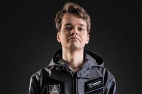 水友评LOL十大天才选手排名 Faker仅第八