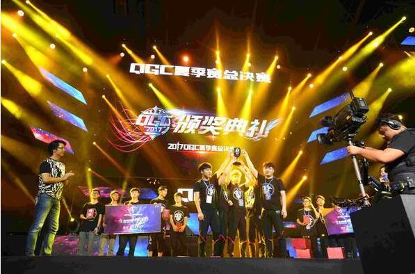EDG-M化身大魔王 今晚上演企鹅电竞首秀