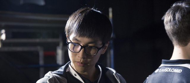 Doublelift:Uzi发挥很棒,他依旧是巅峰状态!