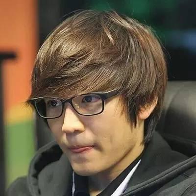 每日撸讯:Uzi受访 北美薪资曝光