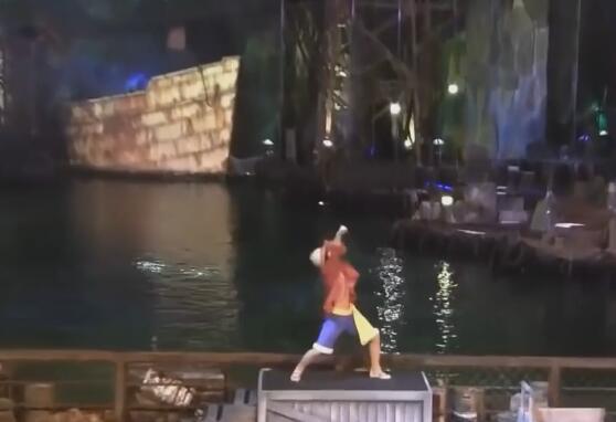 真人版高还原《海贼王》 这配音我给满分_游戏_腾讯网