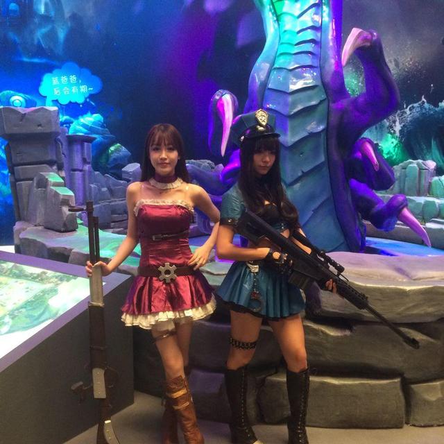 绅士<em>学园</em>:TGC萌妹热情如火 双生<em>姐妹</em>纯情似水