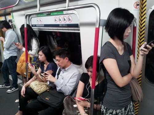 香港53%市民疑患无手机恐惧症+沉迷成病态