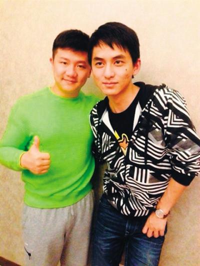 电竞市场乱象: 王思聪 高薪挖人  解说 年入1500万