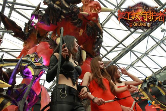 《地下城守护者ol》拇指姑娘pk巨无霸