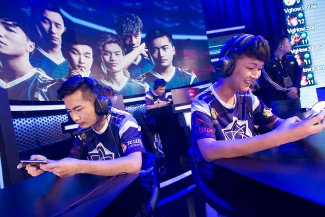 eStar元老 奶茶 疑似加入王者荣耀分部,华美新