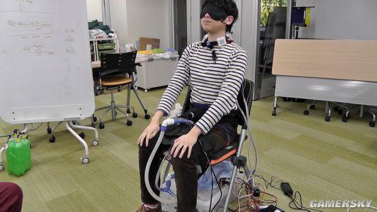 这款VR设备能模拟失禁 这要是真尿裤子算谁的！