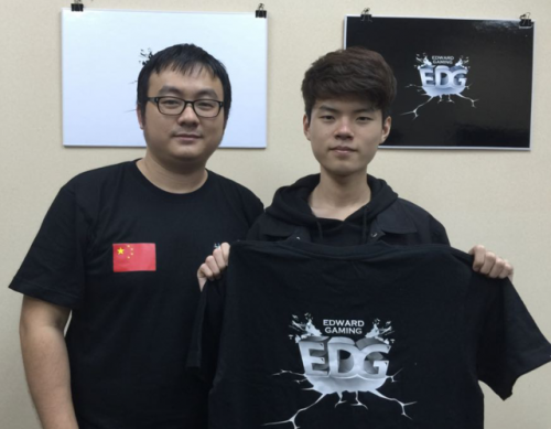 LOL季前赛大乱斗:Deft轻松登顶国服第一
