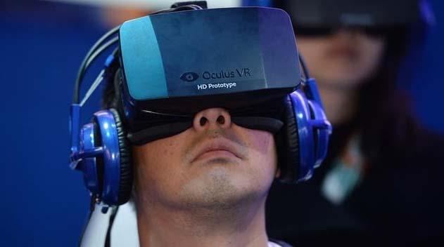 OculusVR虚拟头盔售价2000元 将于2015年上