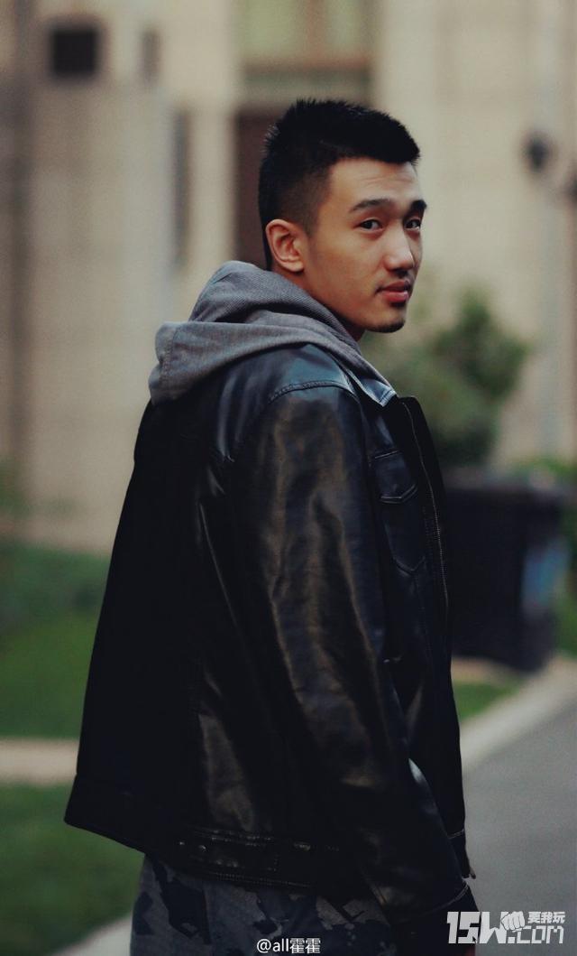 死亡宣告与IG摄影师微博互动 疑似将加入IG