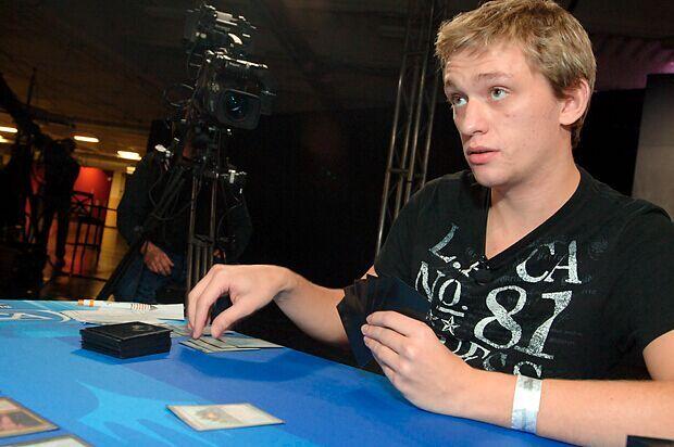 揭秘中欧对抗赛欧洲代表Stancifk:牌类游戏大师