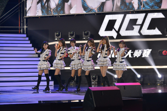 SNH48现身腾讯QGC大师赛 热力助阵开唱