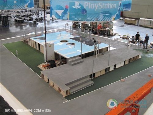 2010德国科隆游戏展索尼展台搭建开始
