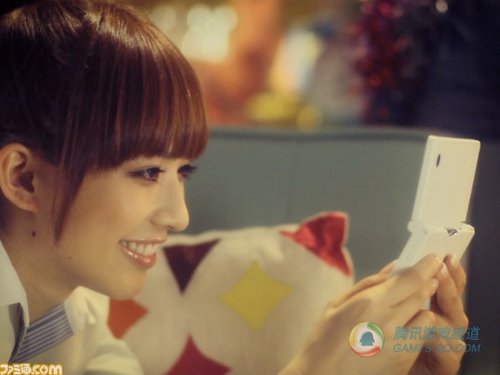 脱俗美女优木まおみ代言俄罗斯方块