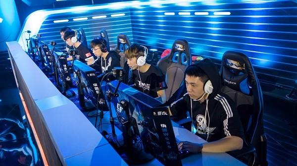 CFPL前瞻:八进四!前两场只能期待奇迹,看点在后两场!