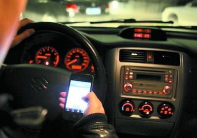 人大委员建议开车玩手机要入刑:比酒驾更危险