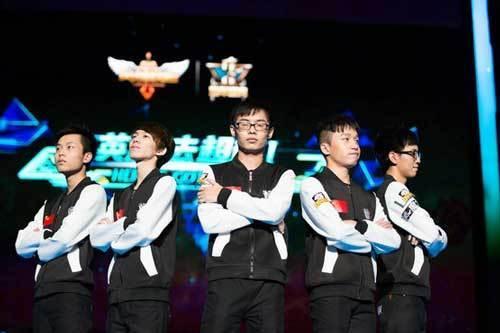 EDG精英培训选拔条件:大区前10 年龄16-19