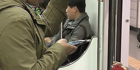 研究称韩国人手机信息利用能力低于中国 多用