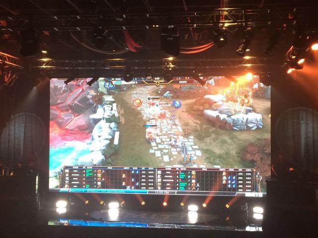 《神之浩劫》美服公测火爆 争霸赛正式启动