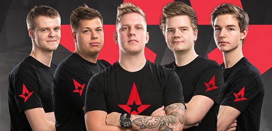 战队在代理人frederik byskov的支持下决定新建一个叫astralis的组织