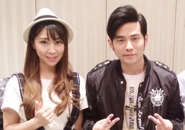 曝LOL四大花旦小米与前公司解约 欲转型新市场?_游戏_腾讯网