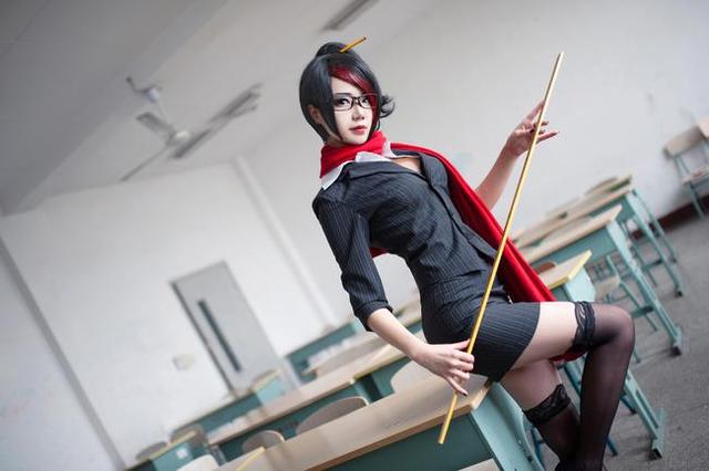 top1女校长——菲欧娜