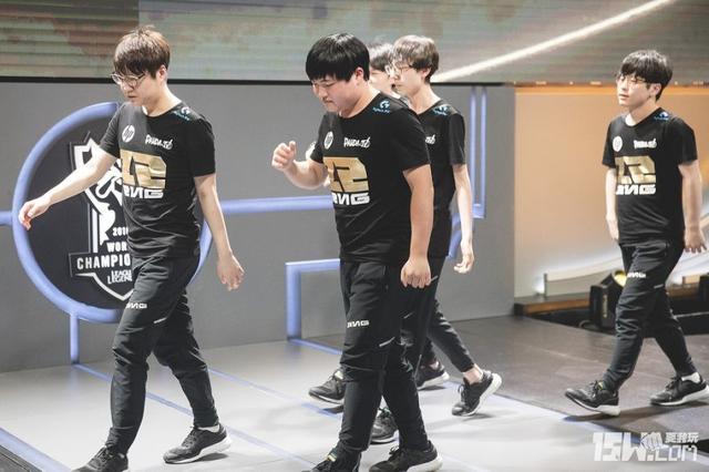 外媒S6总决赛D组建议:RNG急需戒骄戒躁