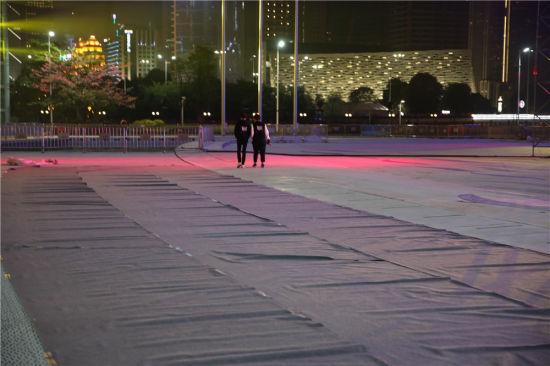 Deft与Pawn专访:吃火锅让我对中国食物产生恐