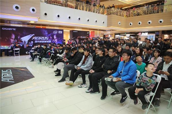 《绝地求生》AORUS城市英雄菁英赛 京城吃鸡宴完美收官