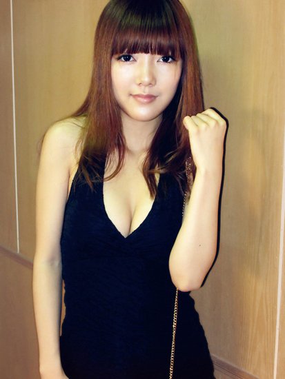 《新破天》美女玩家大尺度同人漫画