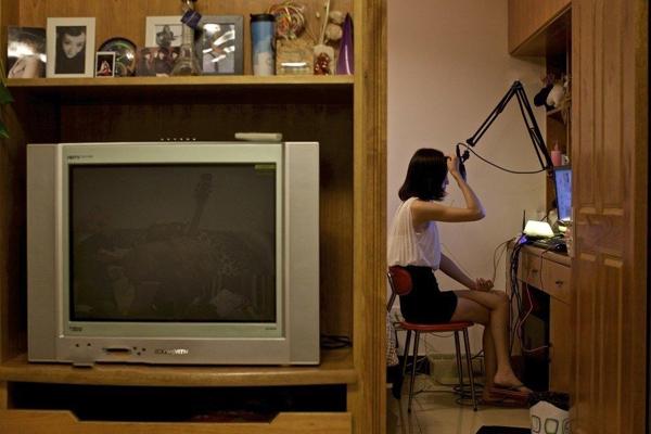 晚间约读:玩家参加国防部大赛 公务员辞职当主