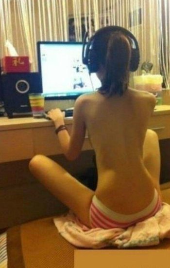 90后老婆沉迷游戏性冷淡续网游寡夫易被忽略