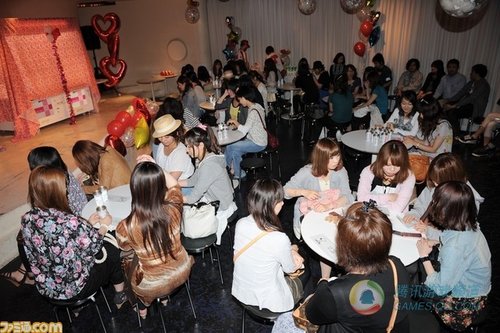 史努比60岁生日!宴请50名美女推新品_游戏_腾讯网