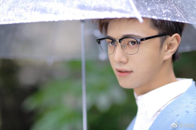 白色情人节触手剑仙送上一组奶照 实力+颜值王者峡谷无敌_游戏_腾讯网