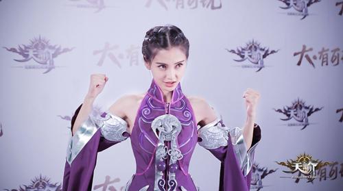 冠军孙杨加入天谕 自称八块腹肌求约Angelababy