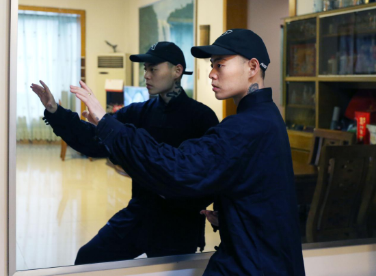 《绝世武神》手游主题曲中谢帝又做喷子