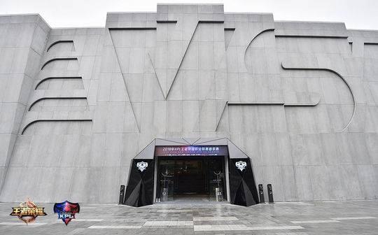 西部一败涂地?其实成都在电竞领域打过好几次先手